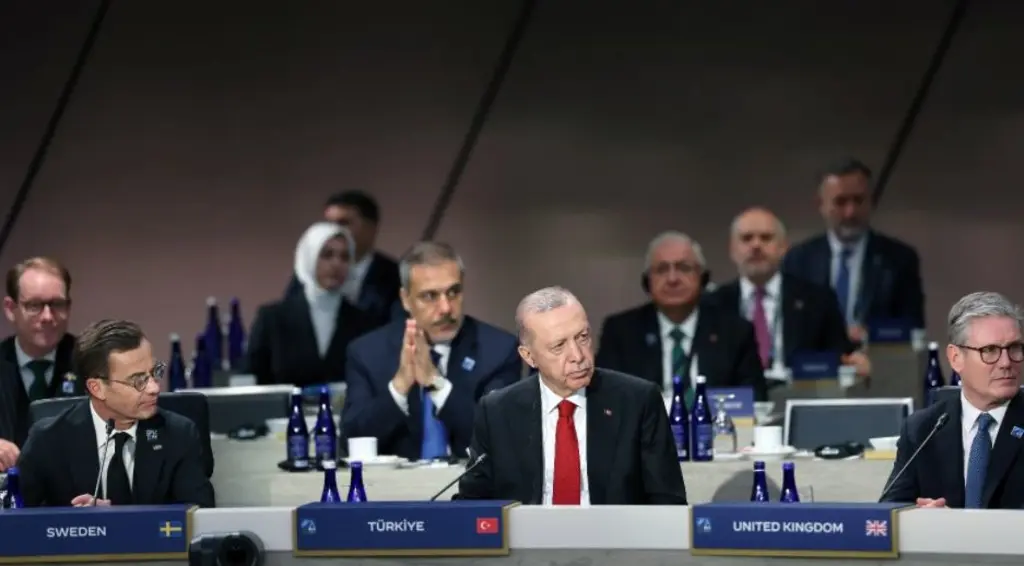 Erdoğan’dan NATO Zirvesi’nde İsrail’e Sert Uyarı: Savaş Kapıda mı?