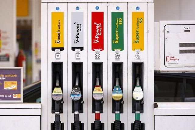 Araç Sahipleri Dikkat! Motorin ve Benzin İndirimleri Pompaya Yansıdı! 8 Şubat 2023 Güncel Akaryakıt Ve LPG Fiyatları
