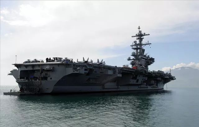 Deprem Bölgelerine Bir Destek De Amerika’dan! ABD’nin Uçak Gemisi Türkiye’ye Gönderildi!