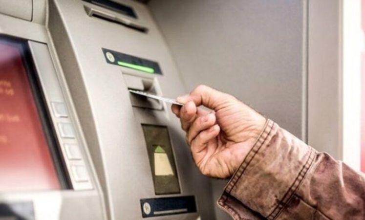 18 Yaş Üstü Öğrencilerin Dikkatine! Halkbank Eğitim Masraflarınıza 100 Bin Tl’lik Destek Verecek!