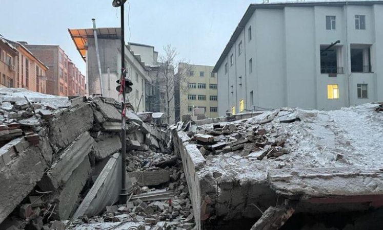 Deprem Bölgelerinde Bulunan Okullar, Farklı Okullar İle Eşleştirildi! Üniversiteler Hangi Tarihte Açılacak? Yüz Yüze Eğitime Devam Edilecek Mi?