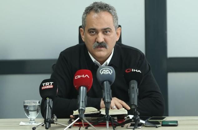 Deprem Bölgeleri Üç Kategoride Olacak! Bakan Özer; O Bölgeleri Tek Tek Açıkladı!