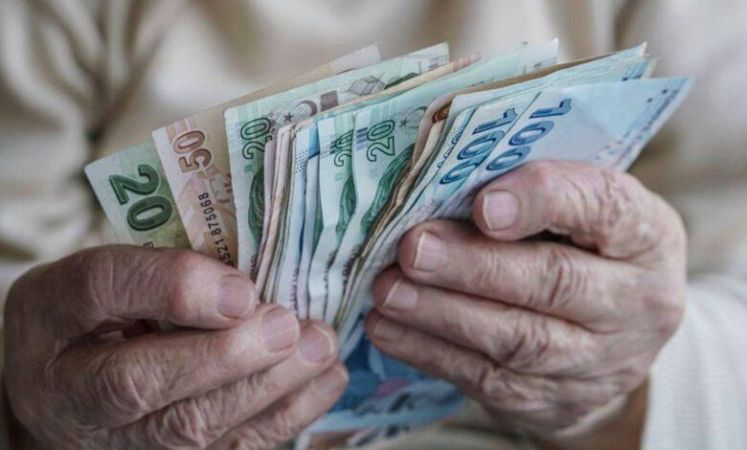 Emekli aylığını artırmak isteyen herkesi ilgilendiriyor! Bu yöntemler ile daha yüksek maaş almanız mümkün! Dikkatli okuyun