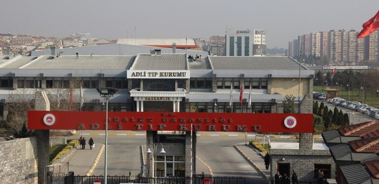 Adli Tıp Kurumu 80 Sözleşmeli Personel Alıyor! Başvuru Şartları ve Tarihleri Açıklandı!