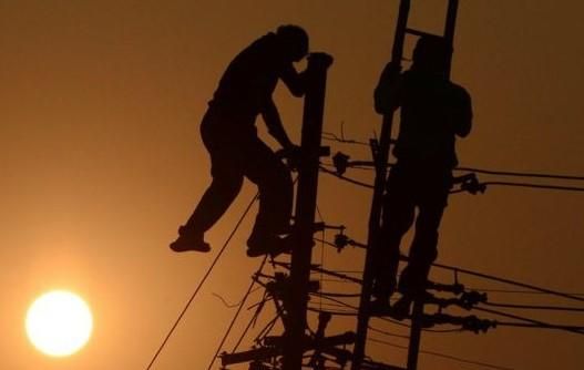 Adanalılar Birçok Bölgede Elektrik Kesintisi Yaşanacak! Adana’da Elektrik Kesintisi Yaşanacak Bölgeler
