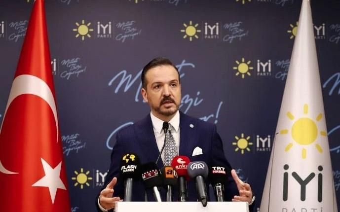 AK Parti’nin HÜDA PAR’la Görüşmesine İYİ Parti’den Olay Yorum; Yepyeni Bir Altılı Masa…