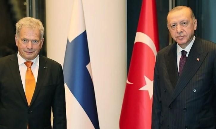 Finlandiya Cumhurbaşkanı Türkiye’ye Gelerek NATO Ülkesi Üyesi Olabilmek için Cumhurbaşkanı Erdoğan’ın Onayını İsteyeceğini Belirtti…