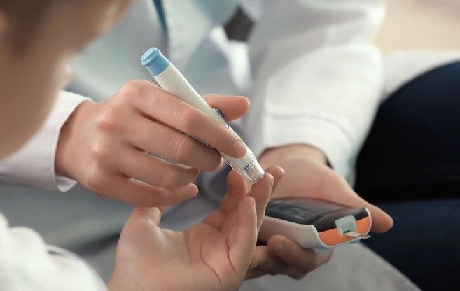 Şeker Ölçüm Yardım Başvurusu Nereye Yapılır? Diyabet Tanısı İçin Glikoz Ölçüm Cihazı Yardım Şartları Nelerdir?