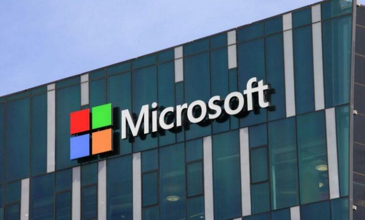 Microsoft App Store ve Google Play Store’a rakip oluyor