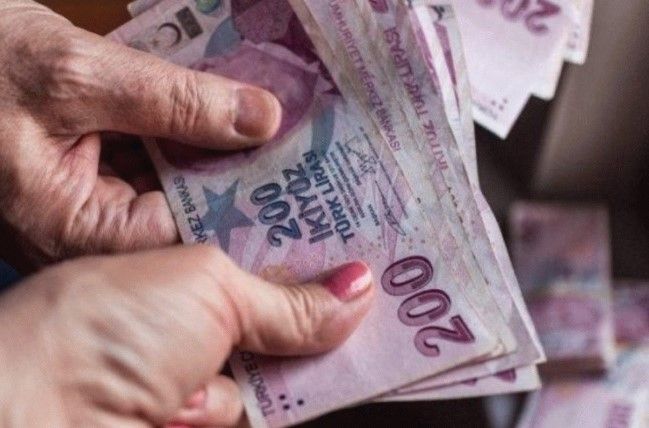 18 Yaşından Büyükseniz Hemen Alabilirsiniz! 15.000 TL Karşılıksız Olarak Tek Seferde Hesaplarda!