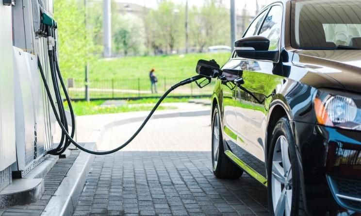 Arabasını Götüren Vatandaşlara İndirim Fırsatı! Petrol Fiyatlarına Gelen Ani İndirimler