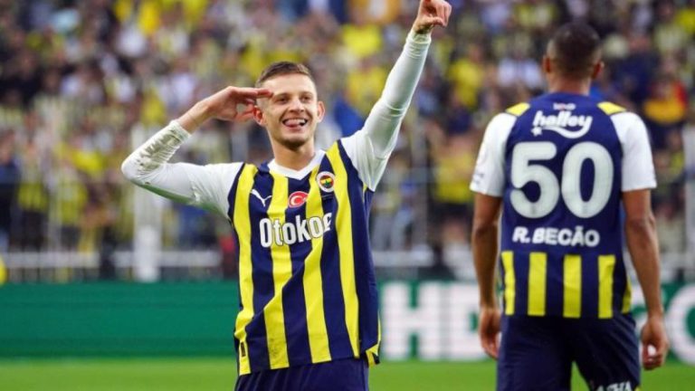Fenerbahçe’nin Szymanski Hakkında Endişesi Artıyor