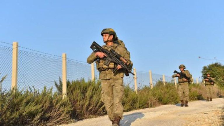 Milli Savunma Bakanlığı Hudut Kartallarımızdan DEAŞ Üyelerine Operasyon!