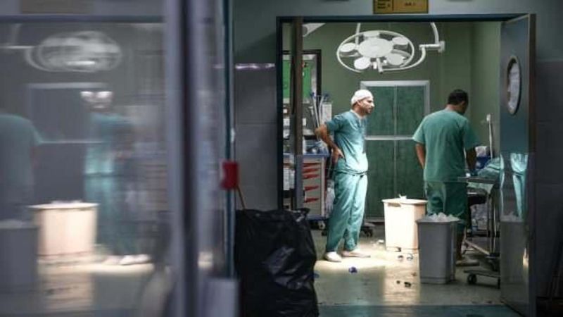 İsrail Güçleri Nasır Hastanesini Kuşattı, Filistinliler Hedef Alındı