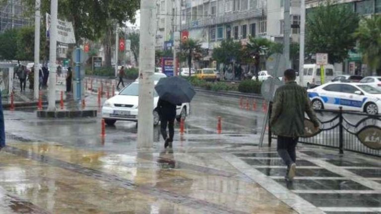 Şanlıurfa’da Sağanak Yağış Nedeniyle Okullar Tatil Edildi