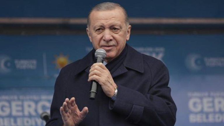 Erdoğan’dan Emekli İkramiyesi Açıklaması: 3 Bin Lira Olacak!