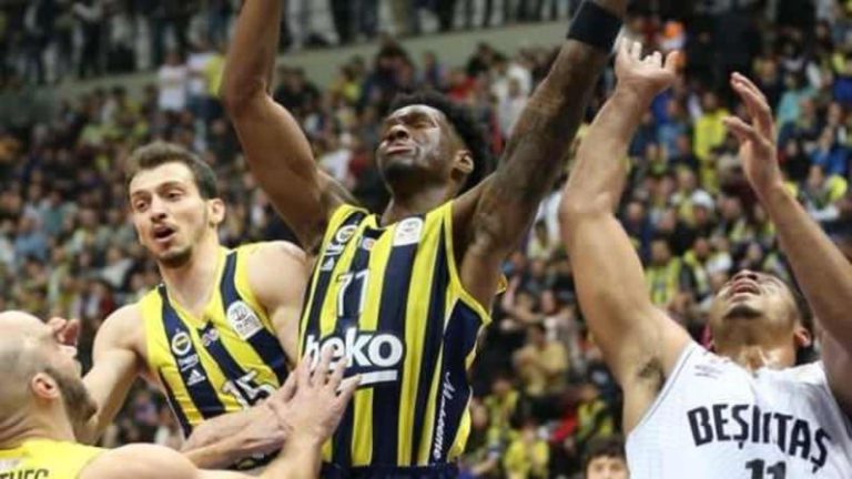 Fenerbahçe Beko, Beşiktaş Emlakjet’i mağlup ederek finale yükseldi