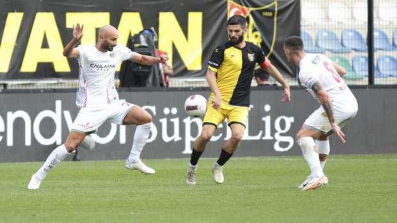 Antalyaspor, İstanbulspor’u 2-1 mağlup etti