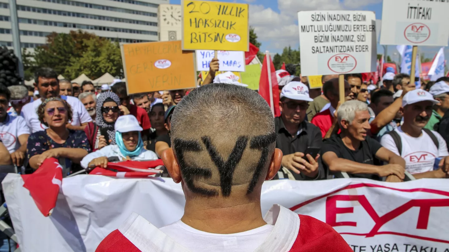 EYT’liler İçin Büyük Tehlike! İşverenler Bu Kararla İşten Çıkarabilir!