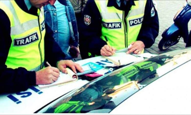 2023 Trafik Cezaları Belli Oldu! Yeni Yılda Trafik Cezaları Cep Yakacak!