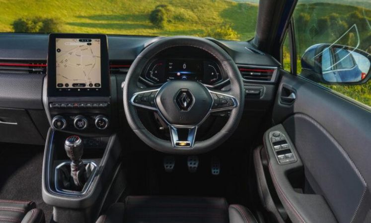 Yepyeni Renault Almak İsteyenlere Kaçırılmayacak Fırsat! Dosya Masrafsız Kredi ve İlk Bakım Hediye