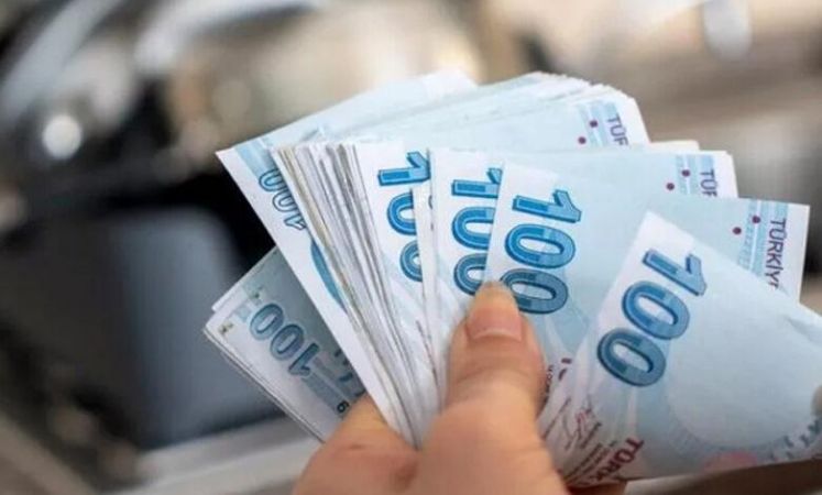 EYT’lilerin Maaş Detayları Belli Oldu! 1 Milyon 350 Bin Kişi, 5 Bin 500 TL Maaş Alacak!