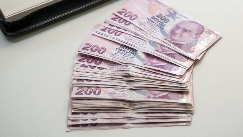 Maaşlarını Mayıs Ayında Çekmek İsteyen EYT’liler İçin Akbank’tan Flaş Karar! 92 Gün Ödeme Ertelemeli, Düşük Faizli EYT’li Kredisi Duyuruldu!
