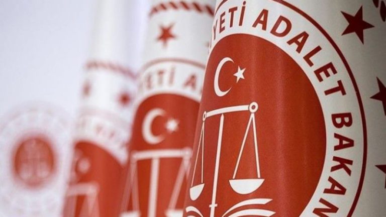 Adalet Bakanlığı CTE 1142 Cezaevi Kâtibi Ve Kamu Personel Alımı Yapacak! İşte Şartları