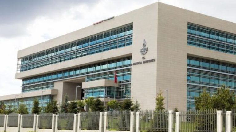 Anayasa Mahkemesi 42 Bin Lira Maaşla Personel Alımı Yapacak! 2023 Başvuru Şartları ve Başvuru İle İlgili Detaylar!