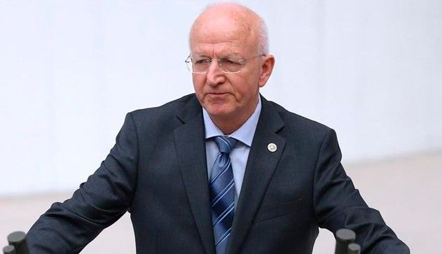 İbrahim Kaboğlu Kimdir?