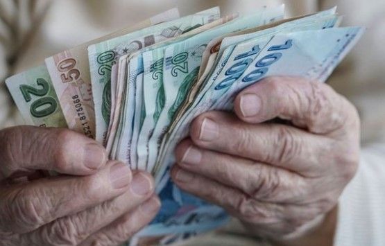 Emekliye Yüzde 25 Zam Kabul Edildi! Emekli Ne Kadar Maaş Alacak?