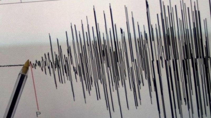 Filipinler’de 7,6 Büyüklüğünde Deprem Meydana Geldi
