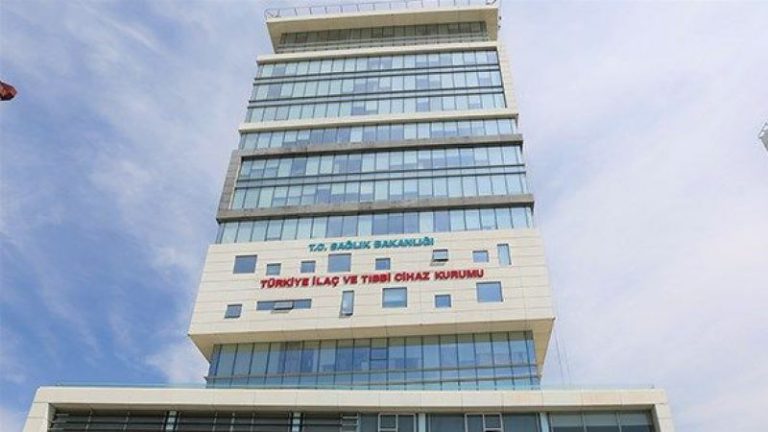 Türkiye İlaç ve Tıbbi Cihaz Kurumuna Alınacak Kişi Sayısı Belli Oldu. Başvuru Tarihlerine Mutlaka Dikkat Edin! Kamuda Çalışmak İsteyenler İçin Fırsat!