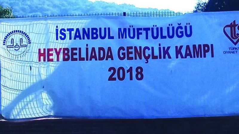Heybeliada Kızılay Kampında Tekbir Sesleri Yükseldi