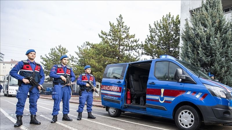 Jandarma ve Sahil Güvenlik 2928 Subay ve Astsubay Alımı Yapacak