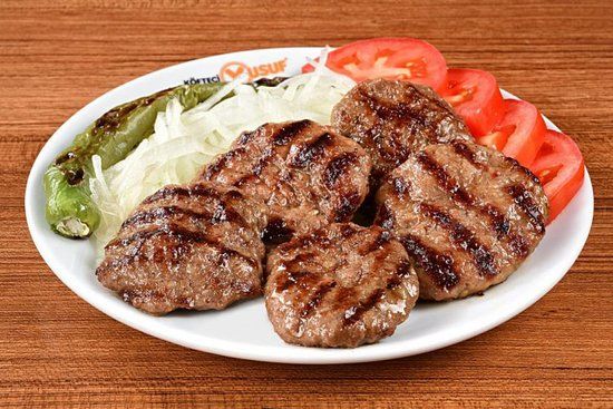 Ramazan Ayında Köfteci Yusuf’ta Ne Yemeli? İftar Menüleri ve Fiyatları