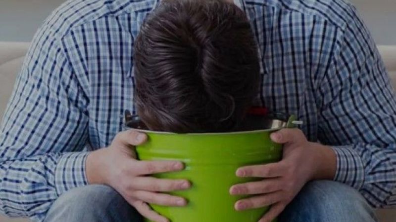 Kusunca Oruç Bozulur mu? Bilerek veya Bilmeyerek Kusmak Orucu Bozar mı?