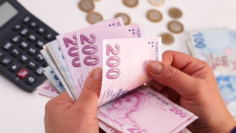 EYT İle Emekli Olamayanları Sevindiren Haber Geldi: 1997 TL Destek Ödemesi Yapılacak! Bu Ödemeyi Almak İçin…