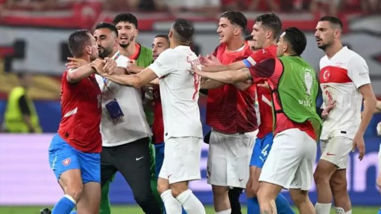 Maç Sonrası Skandal: Çekyalı Futbolcu Thomas Chory’den Şok İtiraf! ‘Türkleri Zehirlemek İstedim