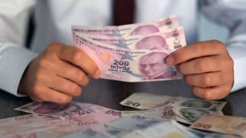 Memur ve Memur Emeklisine Resmi Enflasyonun Altında Zam Sundu: Memur İsyanlarda