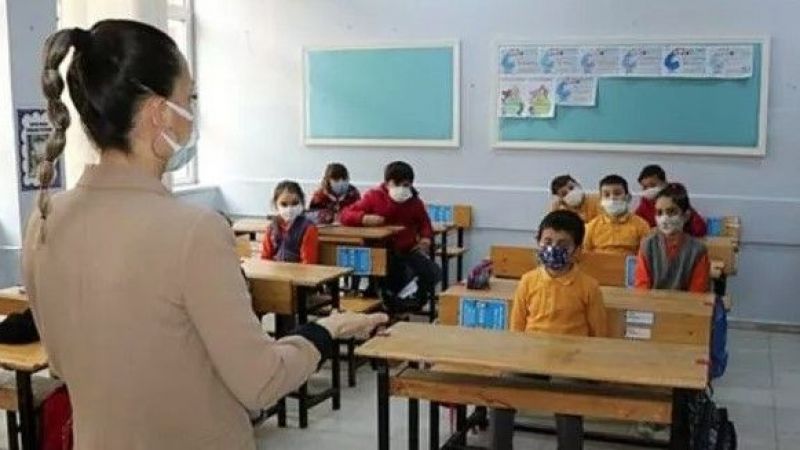 Öğrencilere Müjde! Okullar 4 Gün Tatil, Öğrenciler Sevinçten Uçacak