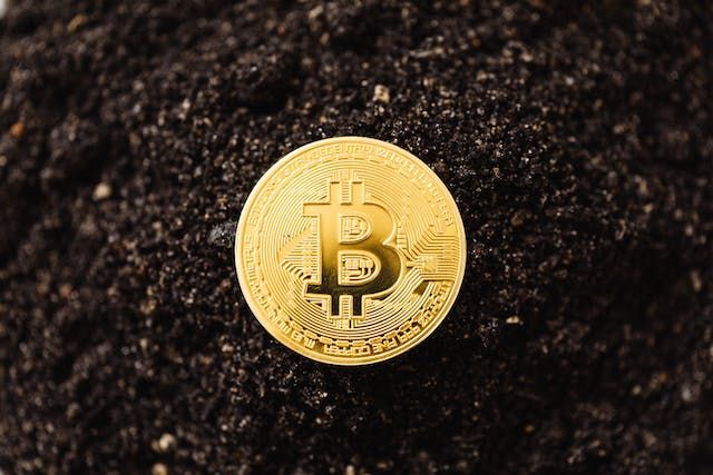 Bitcoin 2024 Ocak’ta 100 Kat Artacak mı? BlackRock’dan SEC’e Spot Bitcoin ETF Başvurusu