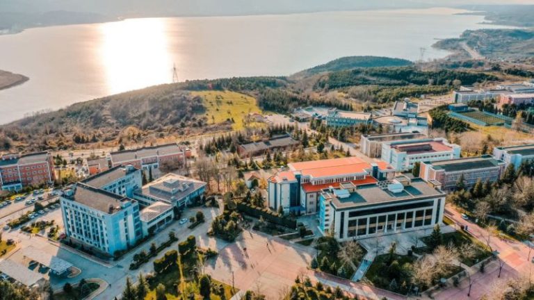 Sakarya Üniversitesi Çok Sayıda Personel Alımı Yapacak