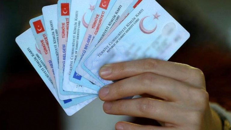 Evlilik Sonrası Kimliği Değiştirmek İçin Gerekli Evraklar Neler?