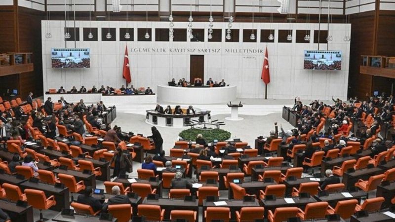 Emeklilere Bayram İkramiyesi Müjdesi! Mecliste Kabul Edildi İkramiye 3 Bin Liraya Çıktı