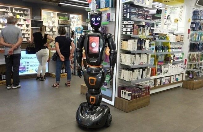 Yerli Ve Milli Yapay Zekâlı Robot, Eczanede Çalışacak