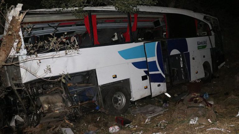 Yozgat’ta Yolcu Otobüsü Devrildi: 12 Ölü, 19 Yaralı Var