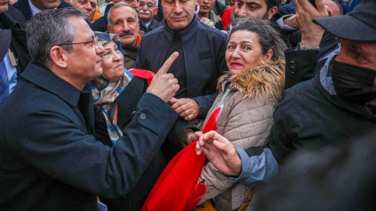 Özel’den Erdoğan’a Asgari Ücret Üzerinden Yüklendi: Asgari Ücrete Zam Yapmadan Gelme