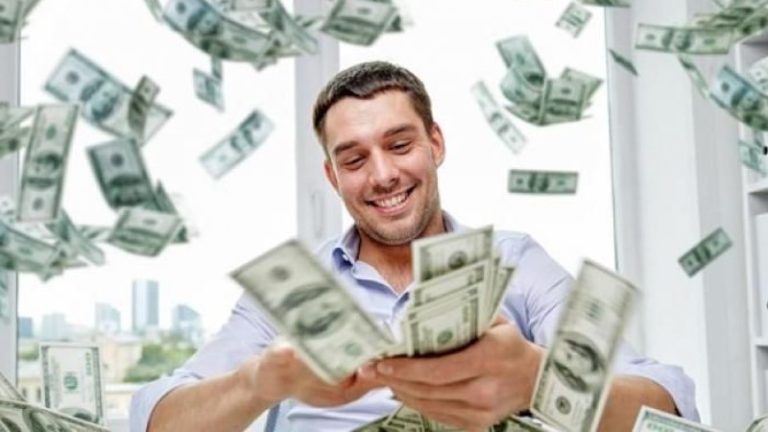 Polislikten multi milyonerliğe! 60 bin liraya aldığı ATM ile zenginliğe ulaşan girişimcinin efsanevi hikayesi