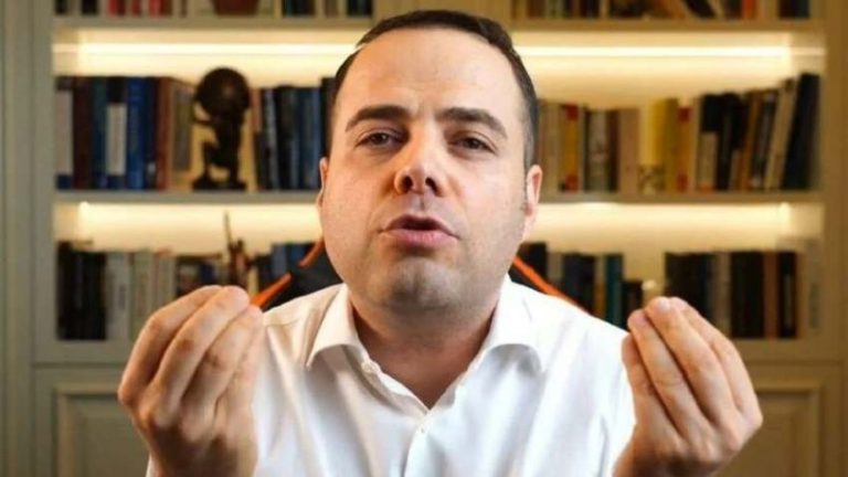 Özgür Demirtaş, Yeni Dolar Tahminini Paylaştı
